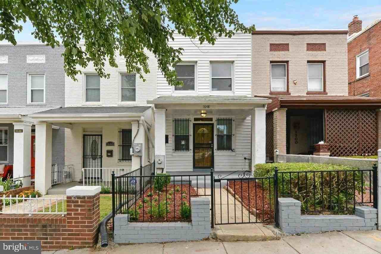 1648 L Street Northeast - Photo 2 of 27