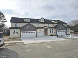 featured image of 6 Valhalla Ct