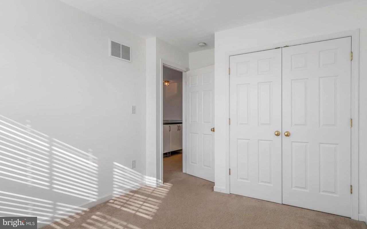 72 Fellowship Drive - Photo 5 of 22