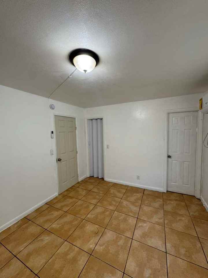 1681 Silver Beach Road - Photo 5 of 8