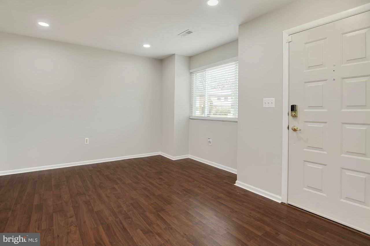 6401 Woodgreen Circle - Photo 5 of 30