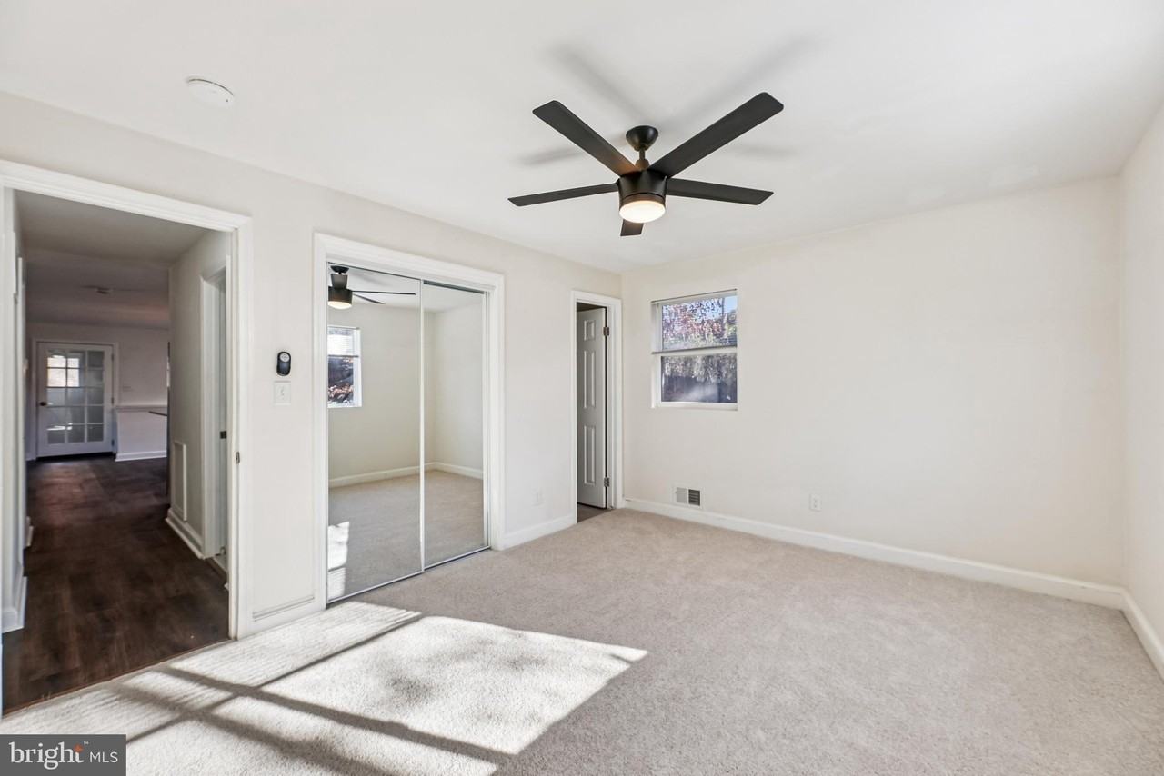 4988 Keppler Road - Photo 4 of 20