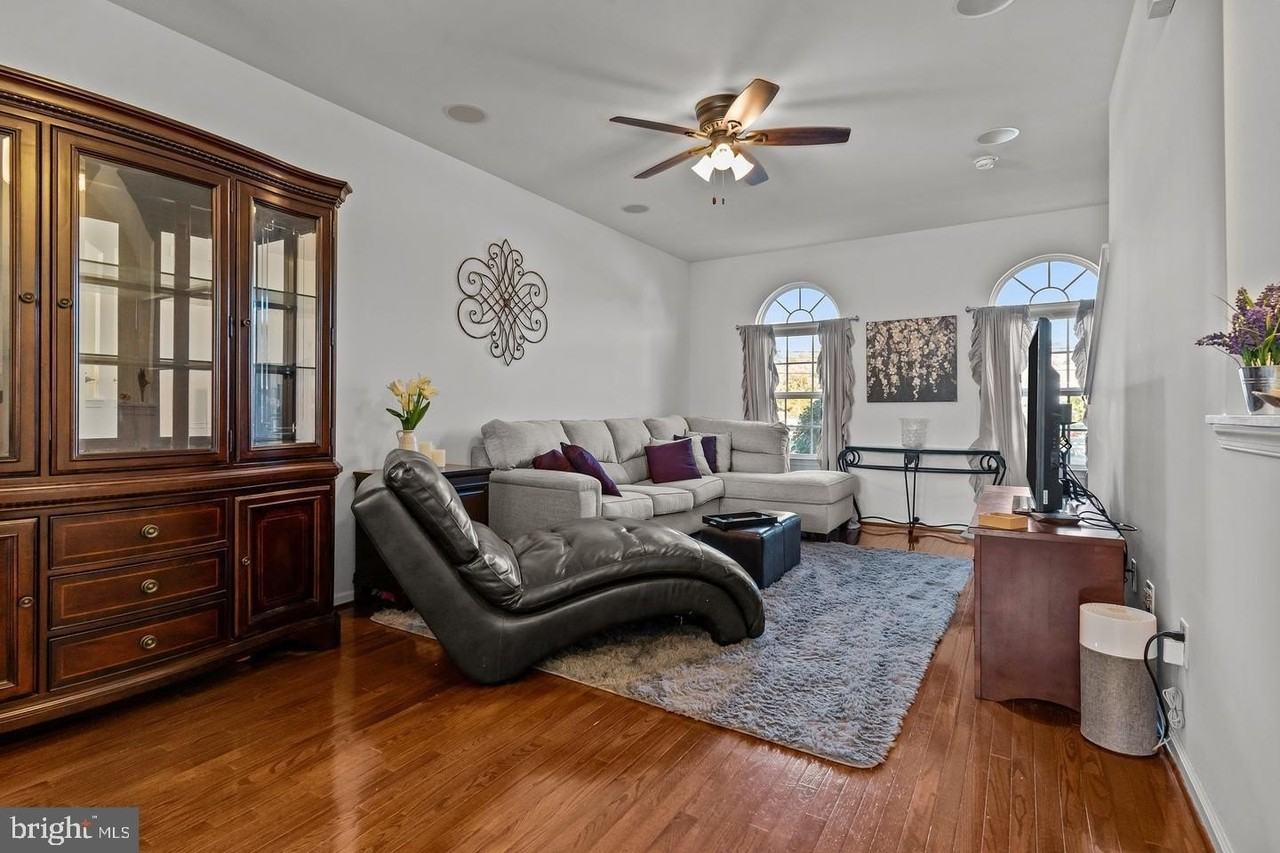 93 Franklin Cir - Photo 7 of 21