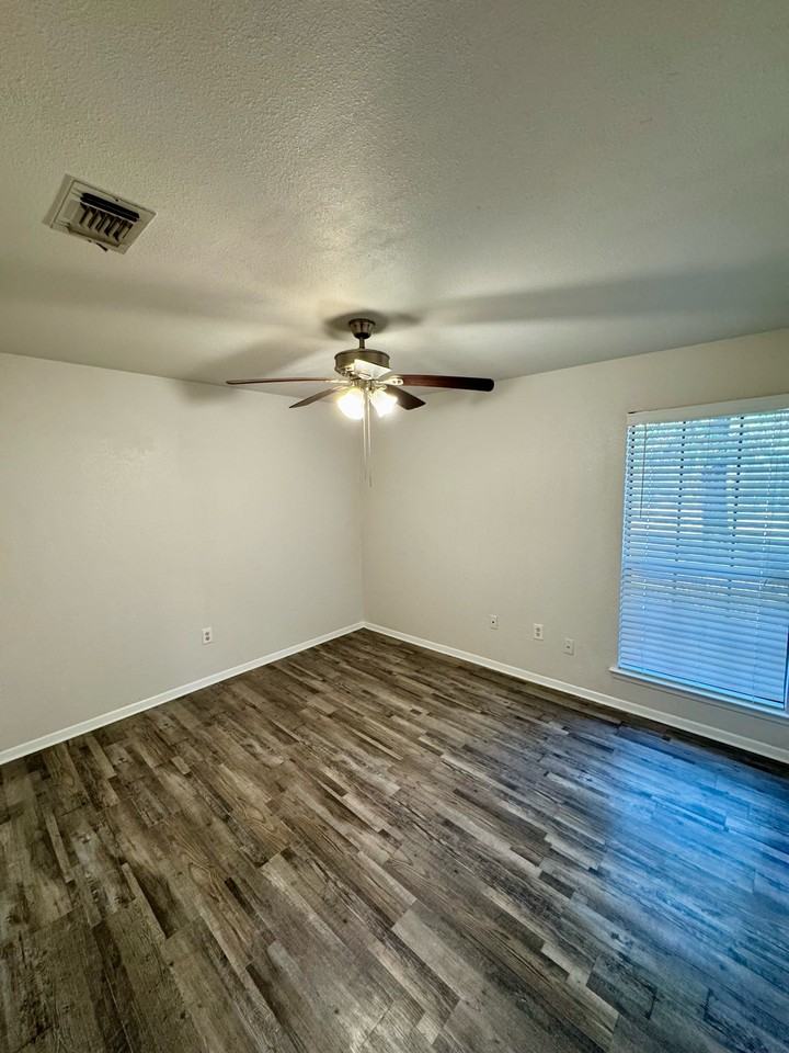 Evergreen Duplexes - Photo 6 of 15