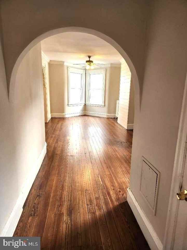 212 Mulberry St - Photo 4 of 26