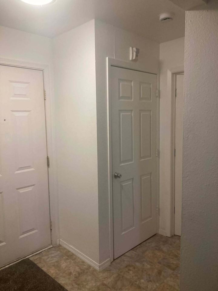 3911 E 7th Ave - Photo 5 of 7