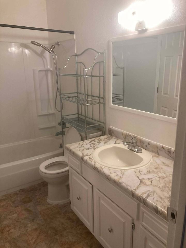 3911 E 7th Ave - Photo 6 of 7