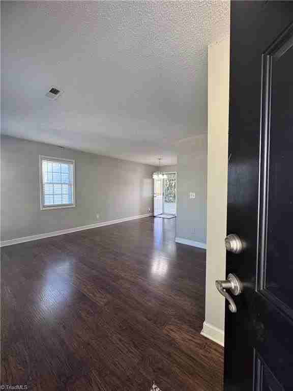 204 Bingham St - Photo 2 of 28