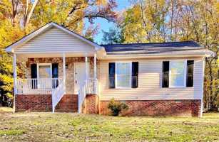 featured image of 2723 Vestal Street