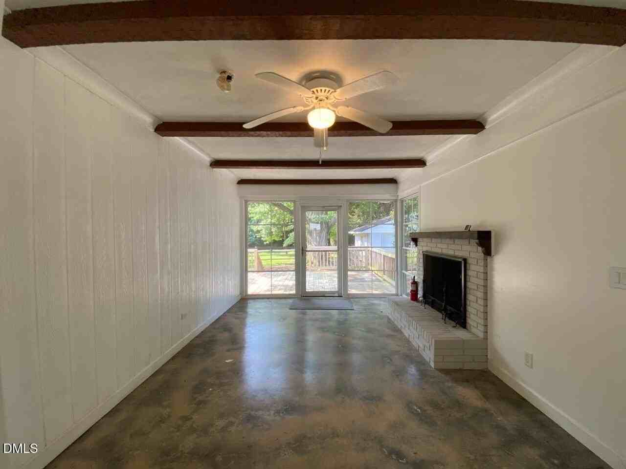 2910 Haven Rd - Photo 4 of 26