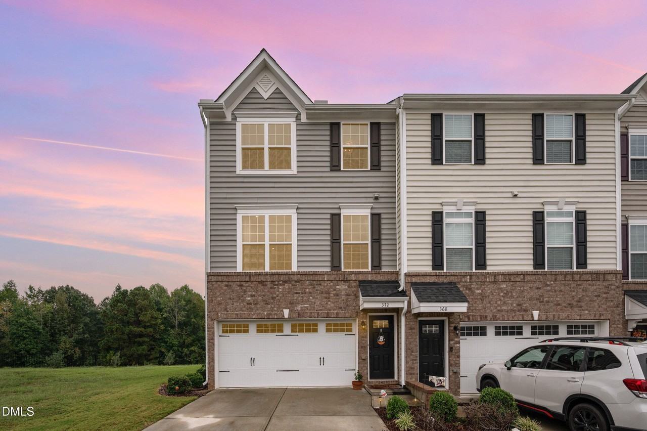 372 Amber Acorn Ave - Photo 2 of 26