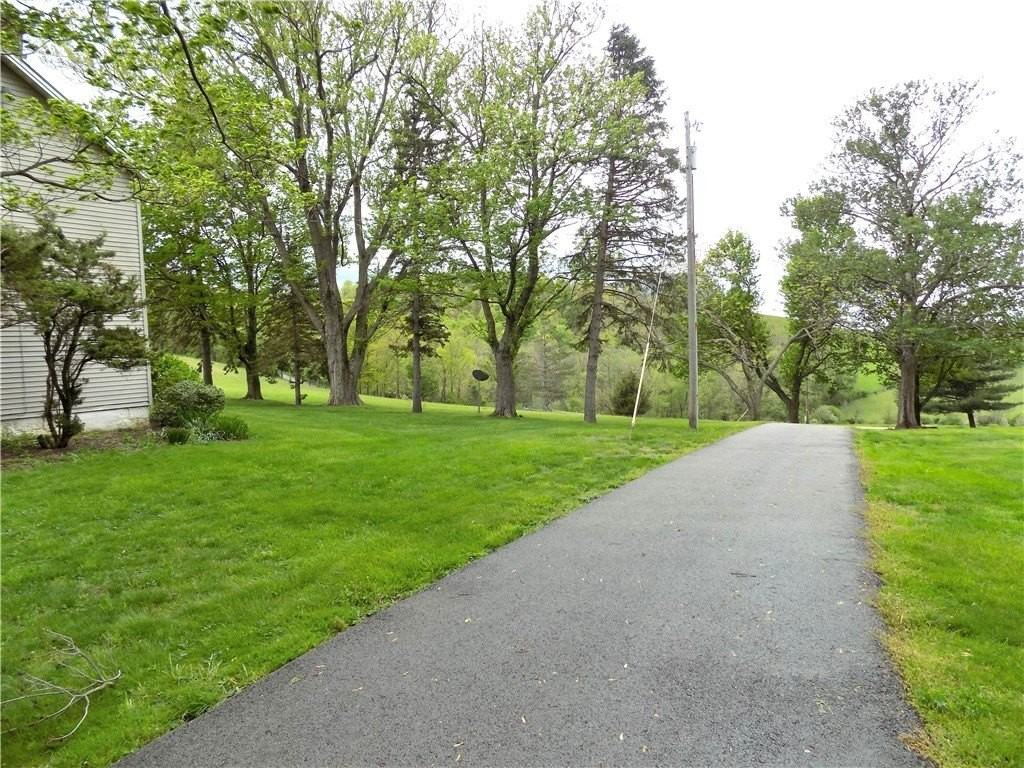 836 Little Summit Road Ext - Photo 3 of 14