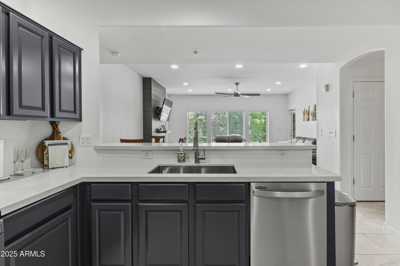 14000 North 94th Street #2175 - Photo 6 of 37