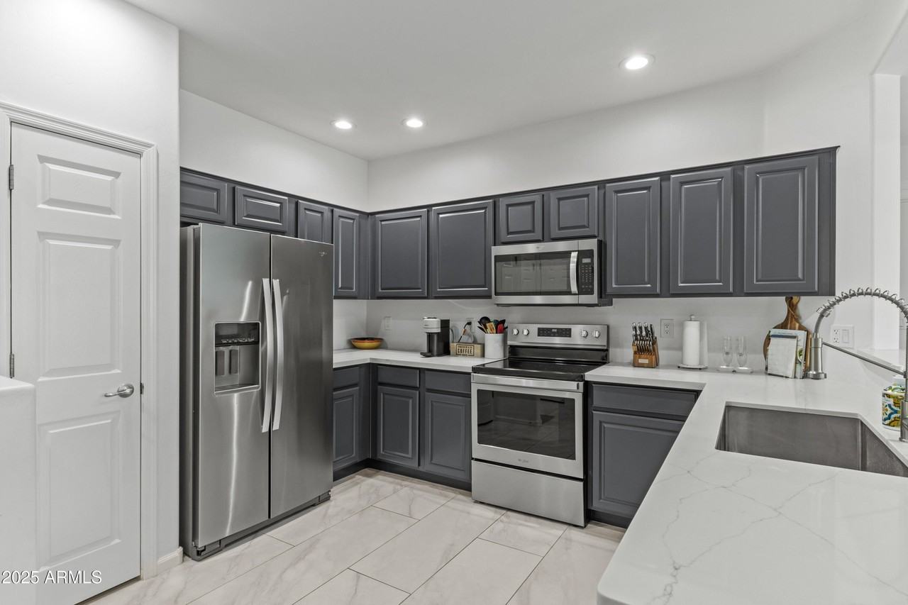 14000 North 94th Street #2175 - Photo 7 of 37