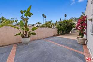 736 North Alta Vista Boulevard - Photo 1 of 1