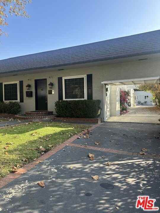 736 North Alta Vista Boulevard - Photo 4 of 21