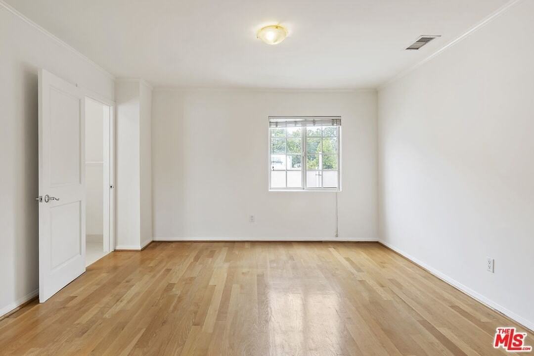 2026 Glendon Avenue - Photo 5 of 16