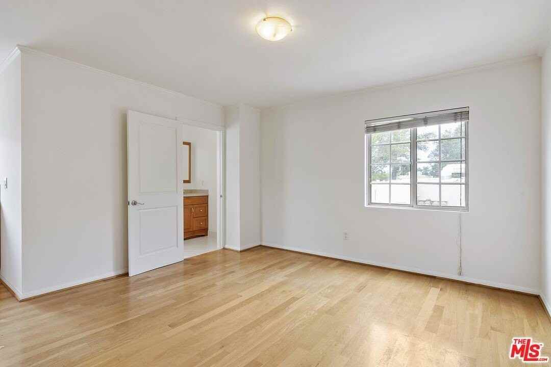 2026 Glendon Avenue - Photo 6 of 16