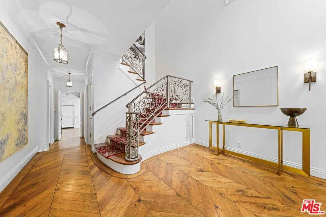 515 South Westgate Avenue - Photo 4 of 50