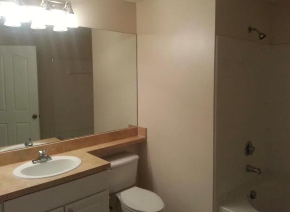 9901 Baywinds Drive - Photo 6 of 9