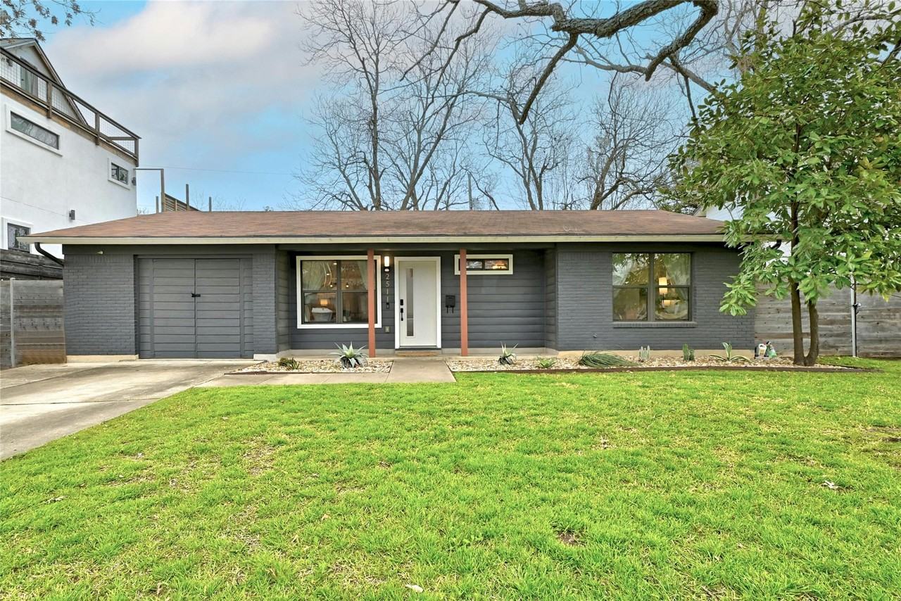 2511 Friar Tuck Ln - Photo 4 of 23