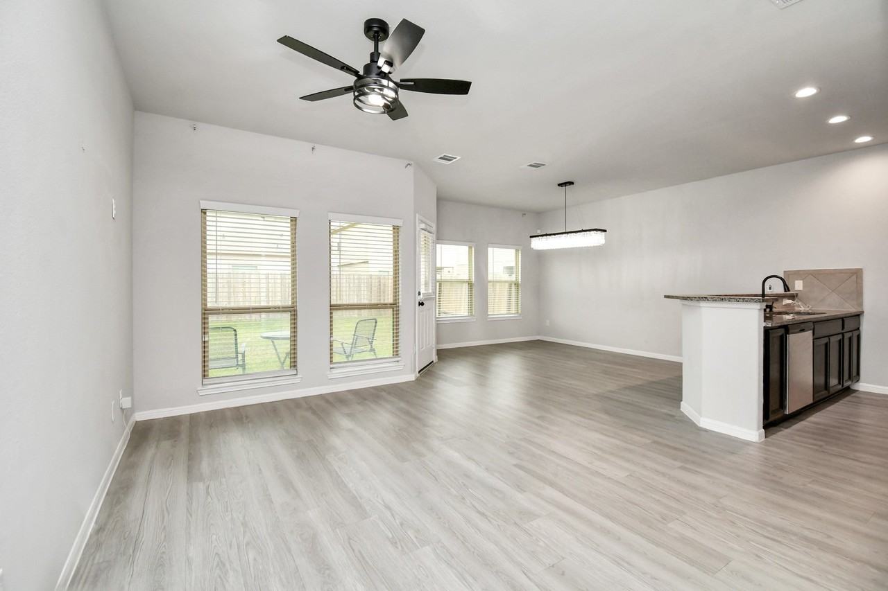 13426 Merryville Harrogate Ln - Photo 6 of 34