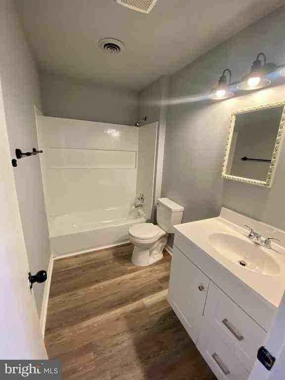 1417 Dandridge Street - Photo 4 of 10