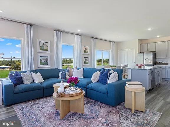 406 Freeman St - Photo 2 of 6