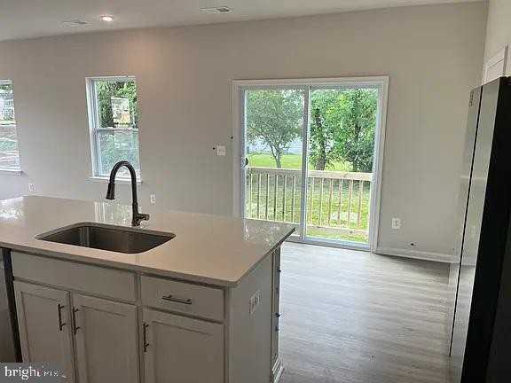 406 Freeman St - Photo 3 of 6