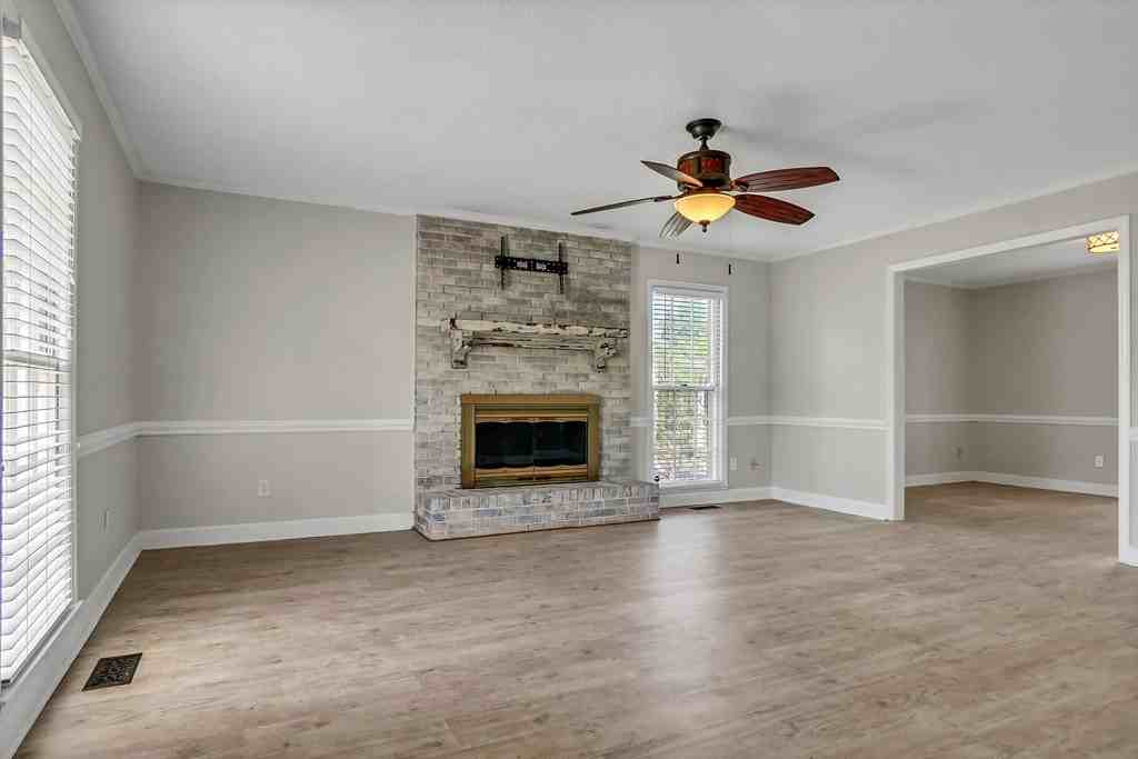 127 North Wood Drive - Photo 7 of 41