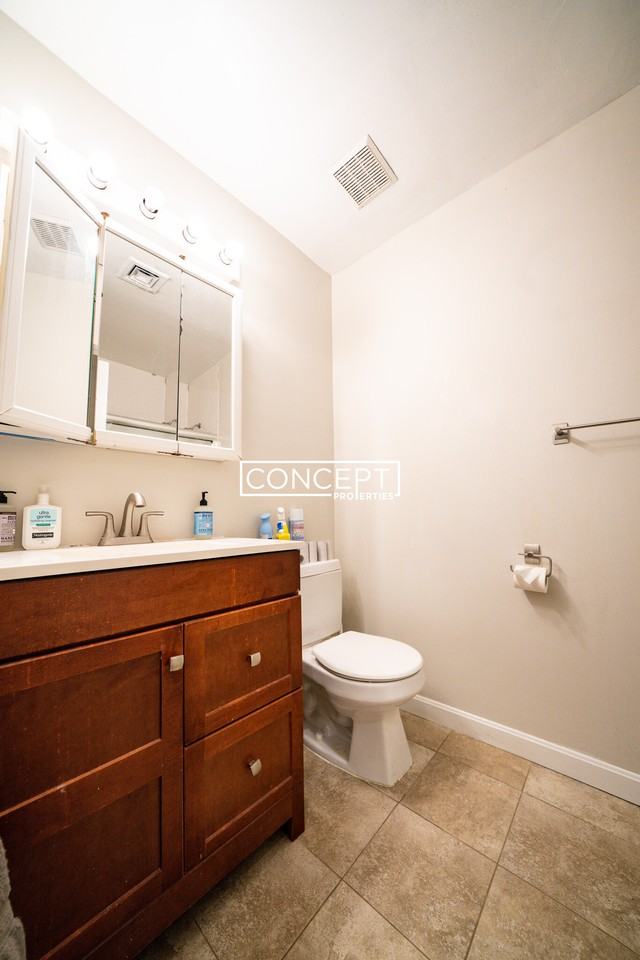 65 Hemenway St #10CP - Photo 5 of 13