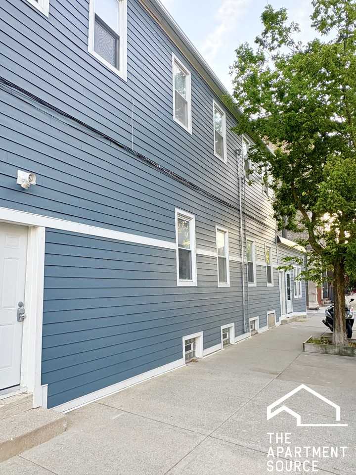 1900 South Throop Street #9