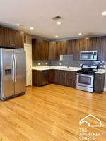 featured image of 3433 South Indiana Avenue #303