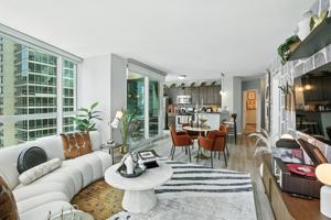 featured image of 345 East Ohio Street #2-2