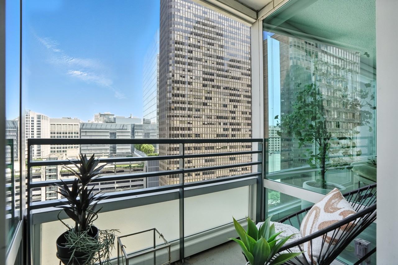 345 E Ohio St #1-1 - Photo 2 of 23