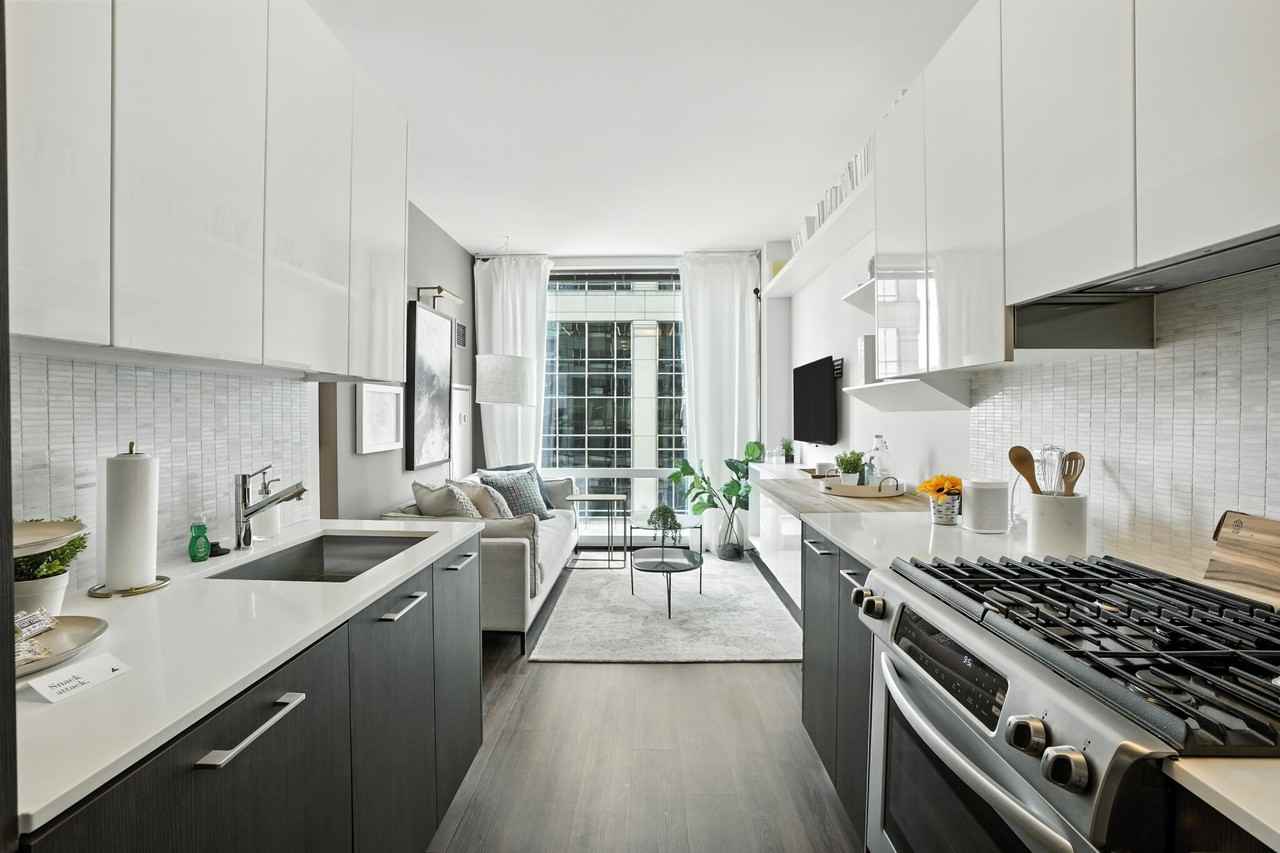 111 W Wacker Dr - Photo 6 of 29