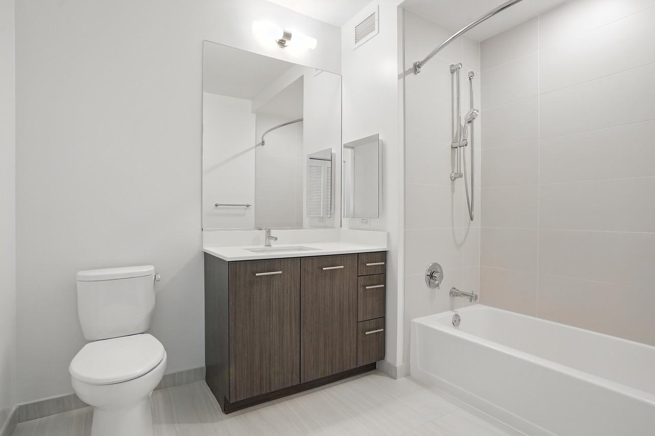 25 W Randolph St - Photo 6 of 23