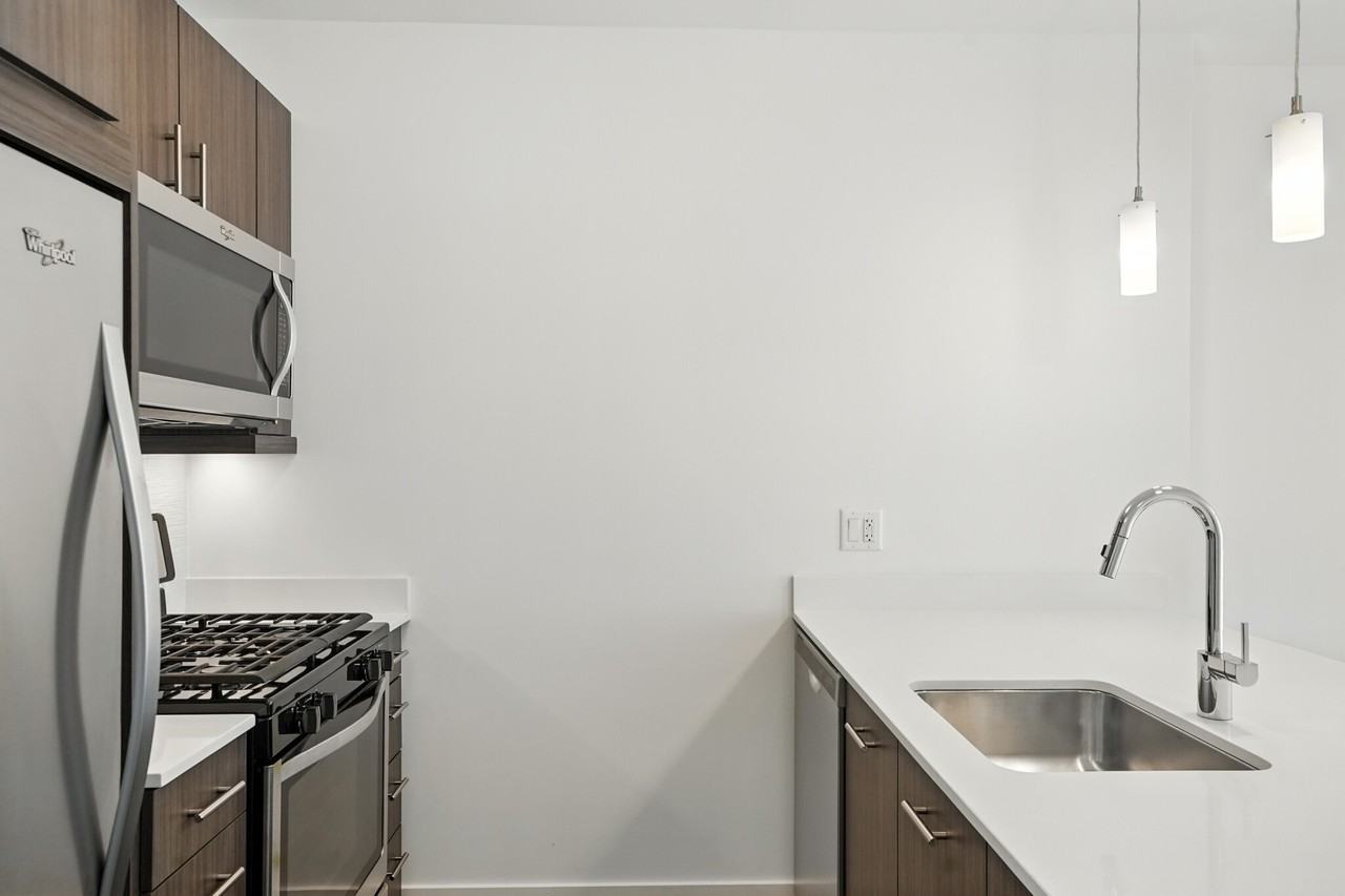 25 W Randolph St #1-1 - Photo 6 of 28