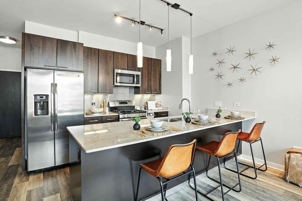 469 W Huron St #1-1DEN - Photo 4 of 21