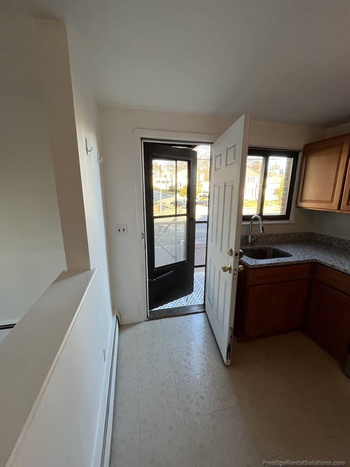 Winthrop Street #3 - Photo 3 of 17