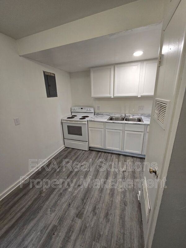 59 Stevens Ave - Photo 4 of 11