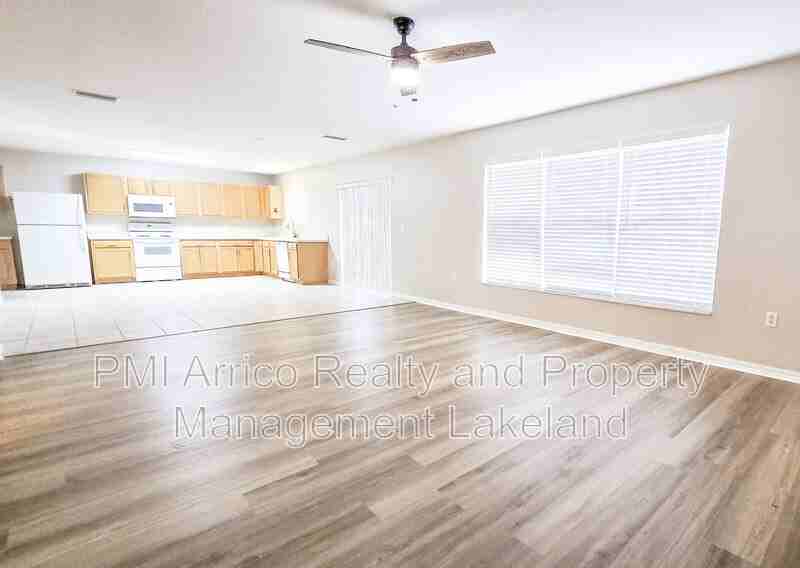 6955 Lake Eaglebrooke Dr - Photo 7 of 32