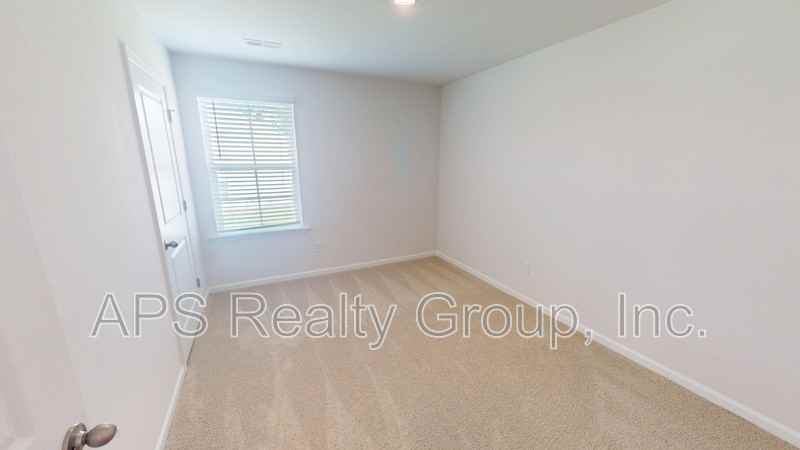 258 Lulu Ln - Photo 5 of 6