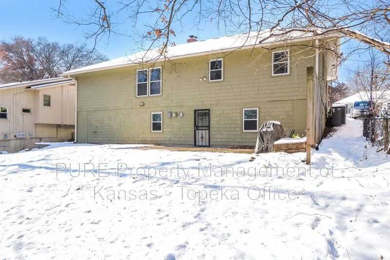 9917 Flora Avenue - Photo 2 of 34