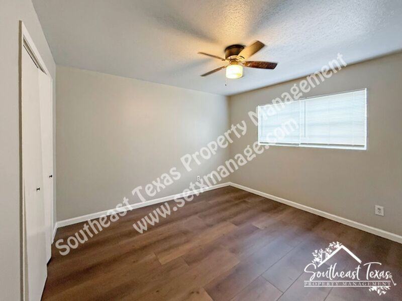 655 Adams St #01 - Photo 5 of 9