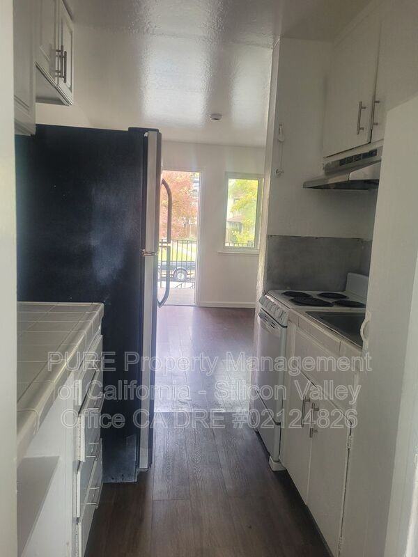 111 Nancy Ln #5 - Photo 2 of 5