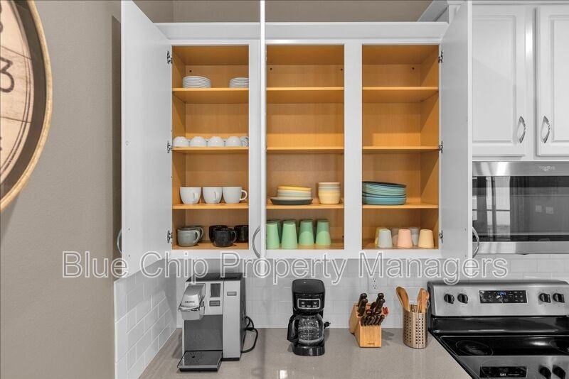 8947 Amelia Downs Trail - Photo 7 of 49