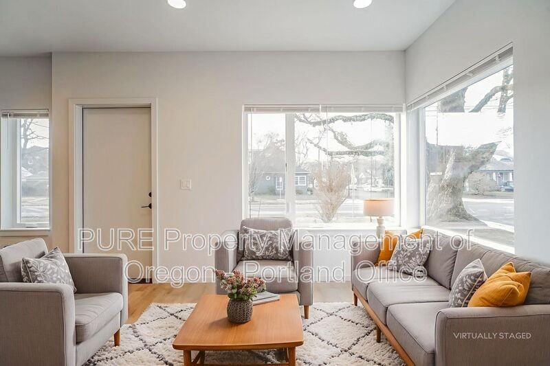 5685 N Willamette Blvd - Photo 4 of 20