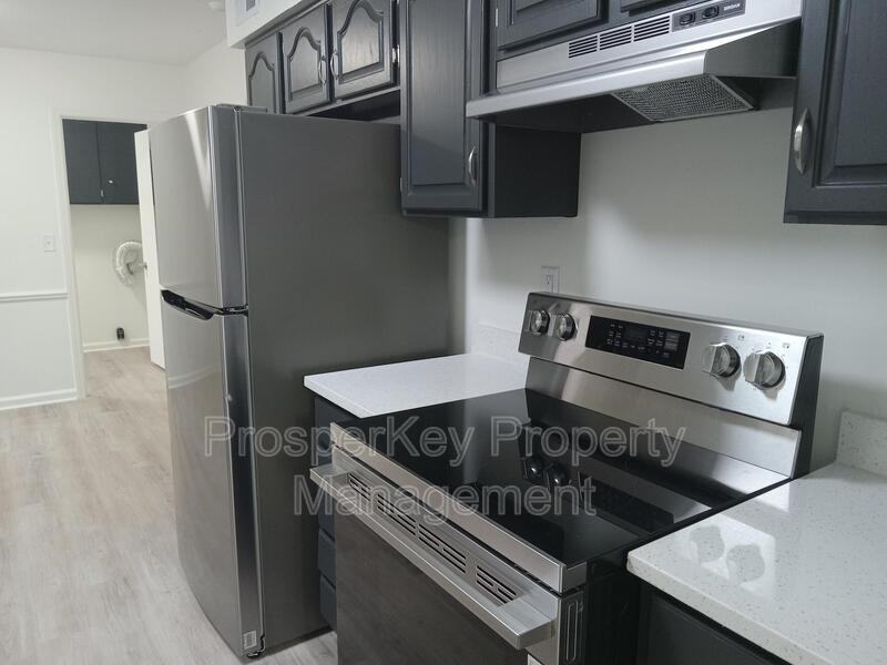 3736 Winkfield Pl - Photo 6 of 17