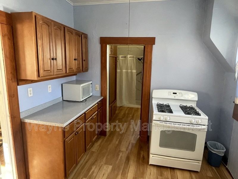 516 N Cadwell Ave - Photo 2 of 18